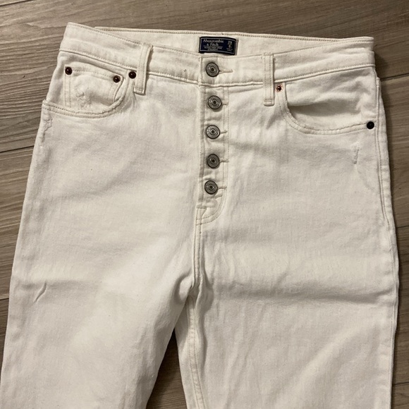 Abecrombie | Straight leg Jean Cream - Picture 4 of 6